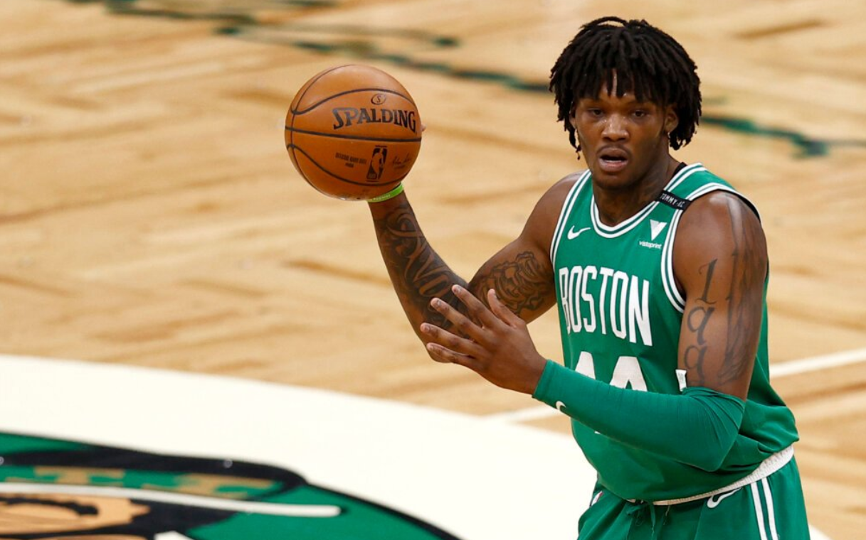 包含门兴格拉德巴赫训练开放日，加时末段防线松动引欢呼，NBA总决赛在即，纪律约束更严格的词条